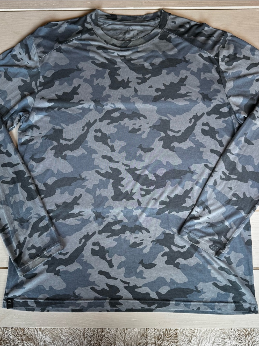 Free Fly Men's Blue Grey Camo Long-Sleeve Performance Shirt